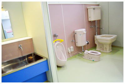 病児保育室「きどっこ」施設内部/トイレ